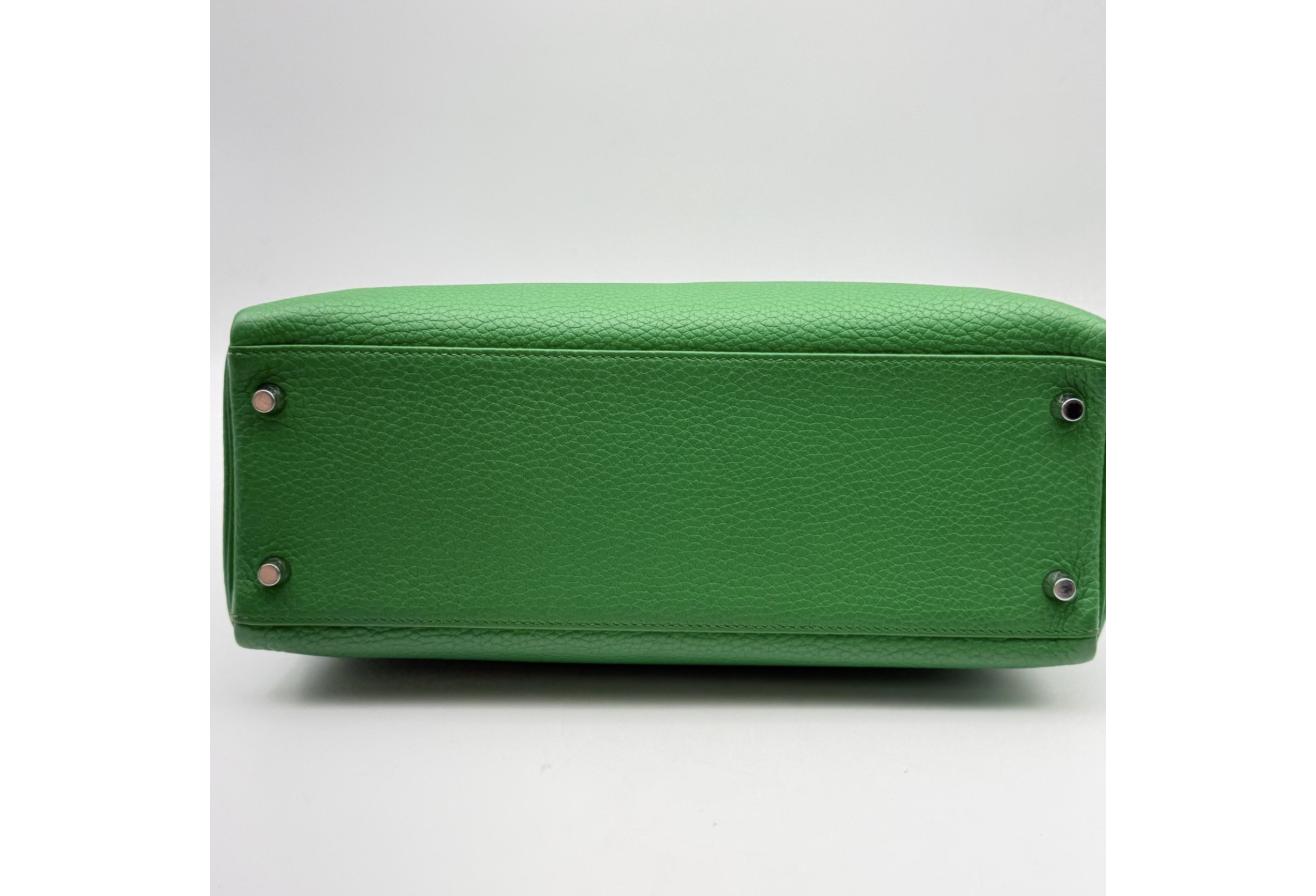 Green Kelly 32cm - Togo Leather, Palladium Hardware (Ref C346899)