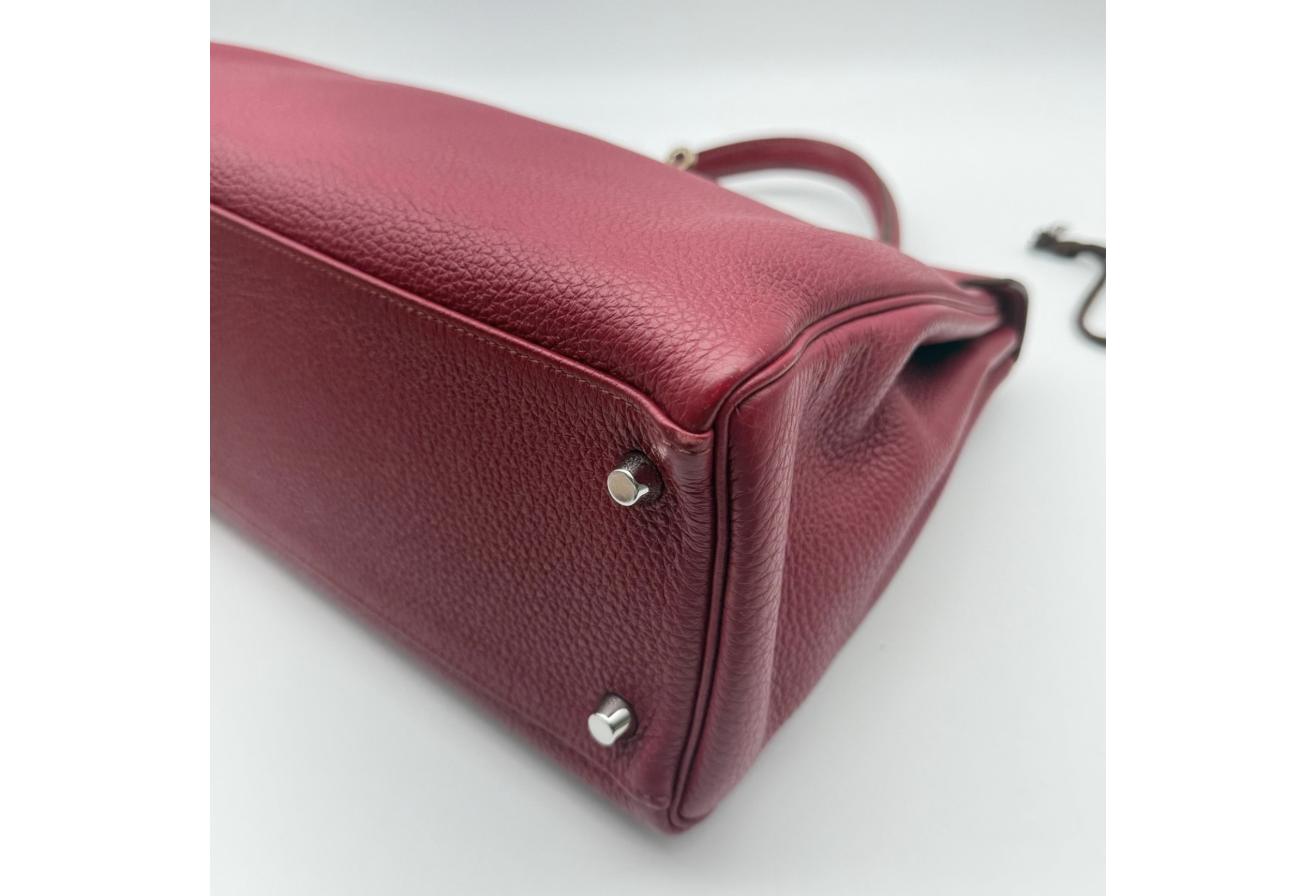 Red Hermes Birkin/Kelly 32cm (Ref C347142)